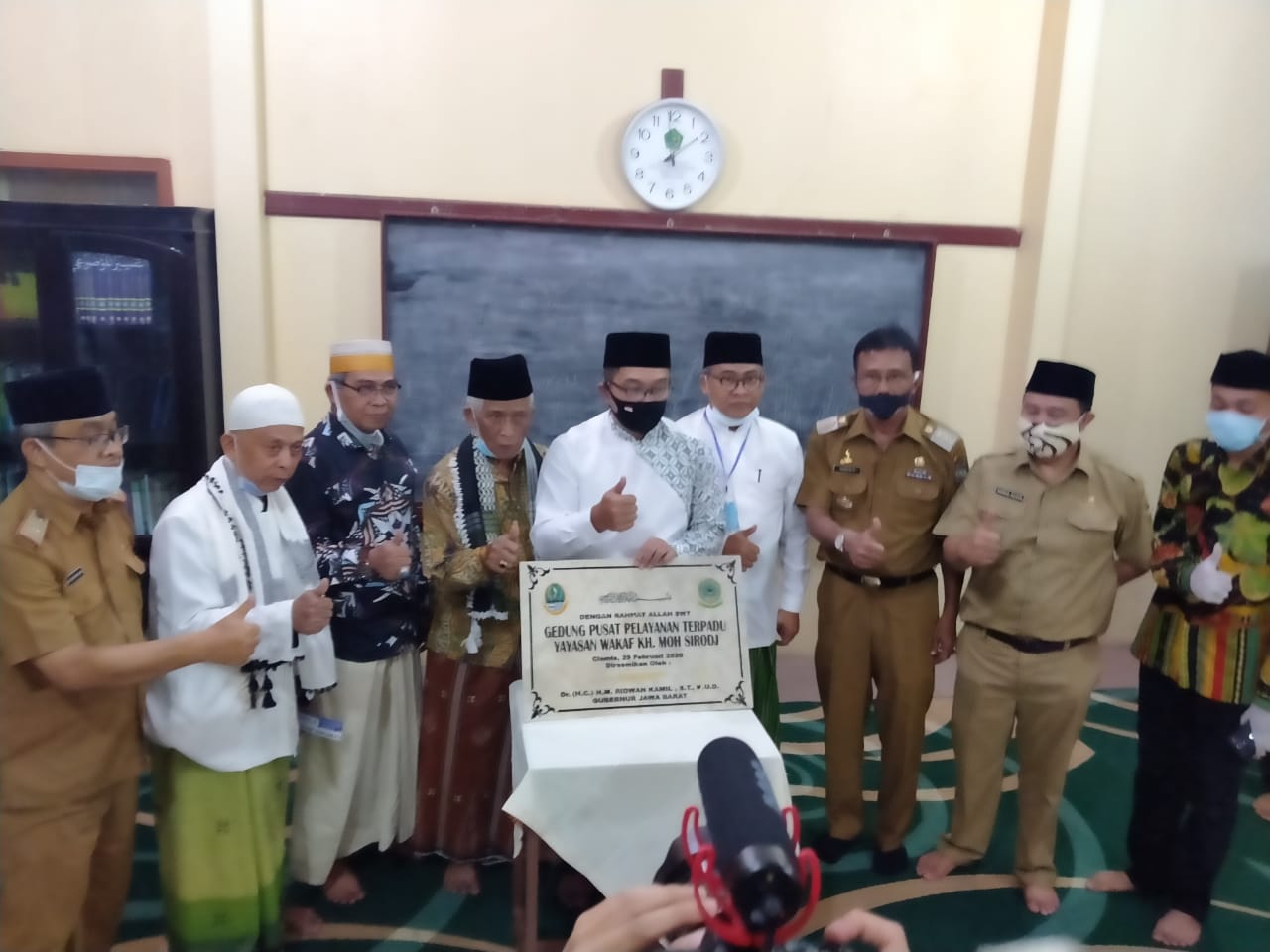 Bupati Ciamis Dampingi Gubernur Jabar Cek Protokol Kesehatan Di Pompes ...