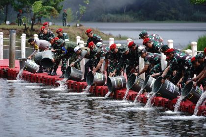 Kapolda Jabar Bersama TNI 