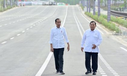 Presiden Jokowi dan Menhan Prabowo 