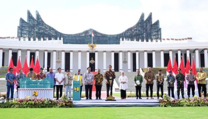 Jokowi Resmikan Istana Negara