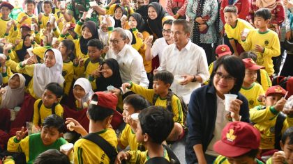 Pj Gubernur Jawa Barat Bey Machmudin Dampingi 