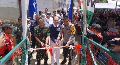 Bersama Ketua Yayasan Budha