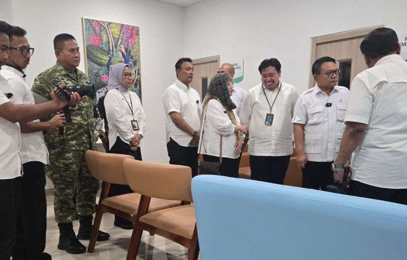 Tiba di Bandung, Dudung Abdurachman Jenguk Korban Penyekapan dan Penganiayaan