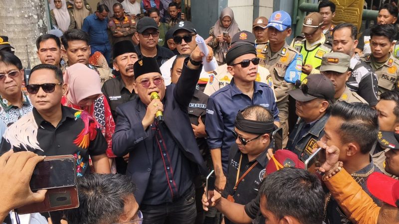 Hina Wartawan, SMSI Kabupaten Bekasi Gelar Aksi Solidaritas Desak Plt Bupati Bekasi Copot Kepala DLH